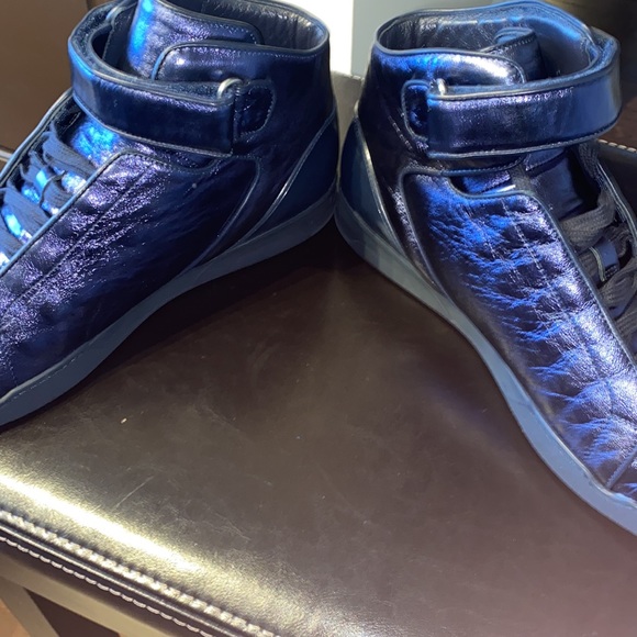 Vintage Gucci Leather Mid Tops. Dark Metallic Blue. Red Soles. Men’s Size 12.5 - Picture 10 of 13